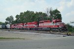 WSOR 702 trailing three SD40-2s switching